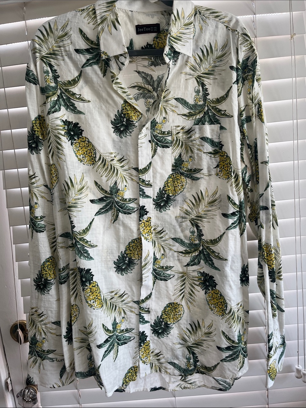 Men's White Pineapple Print Button-Up Shirt